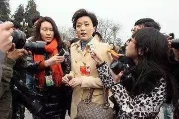 明星不能进人大,揭秘娱乐圈与政治界限之谜”